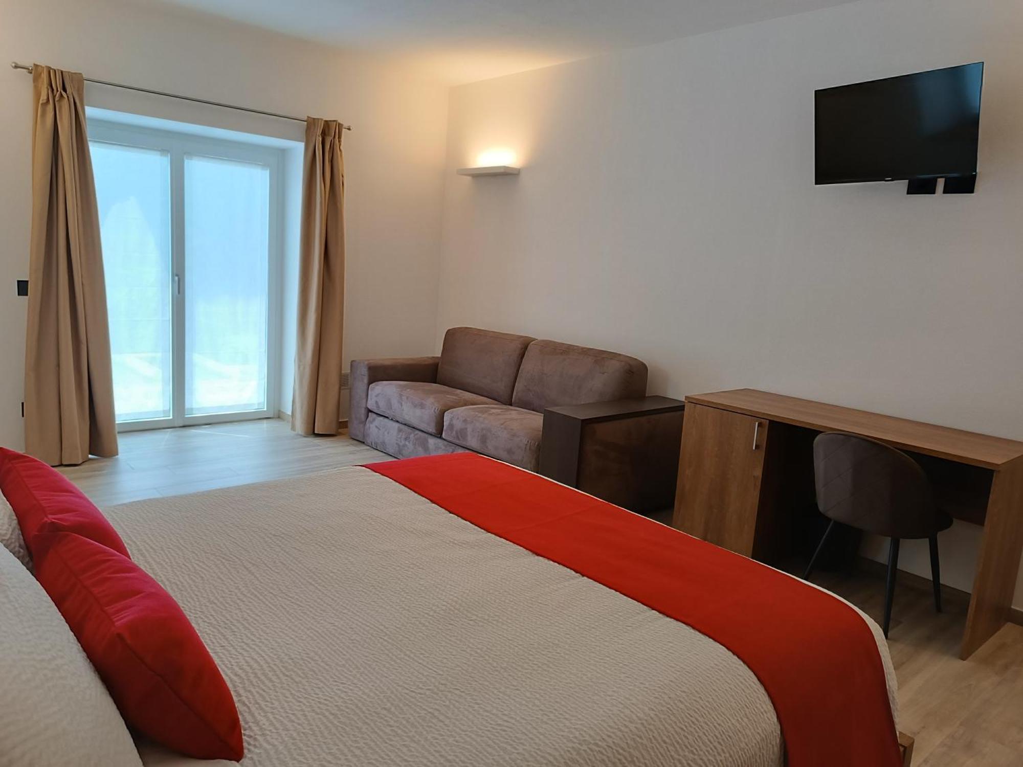 Bed and Breakfast Casa Novecentosei Sonico Esterno foto