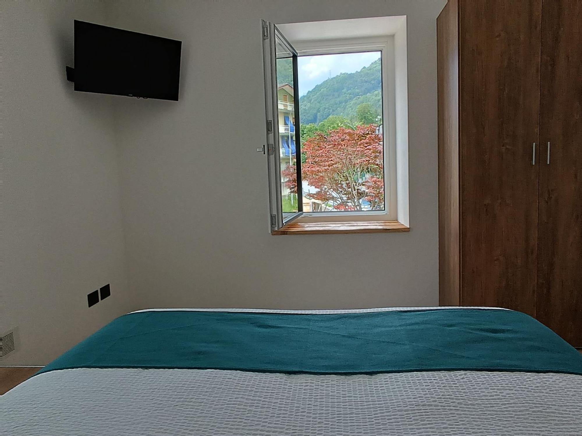 Bed and Breakfast Casa Novecentosei Sonico Esterno foto